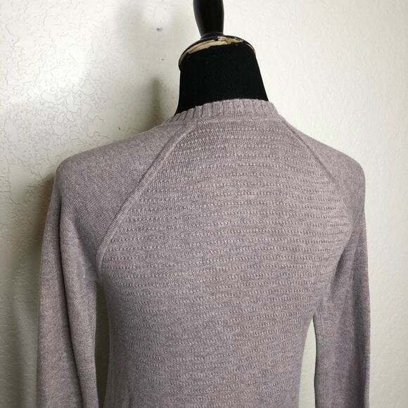 Lululemon Still Lotus reversible heathered frosted mulberry light purple sweater - Picture 9 of 12